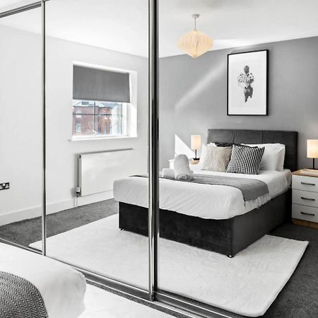 City Centre - Two Bedroom Apartment - Juliet Balcony - Secure Parking - Wifi - Smart Tv - Top Rated -33S Birmingham Exterior foto